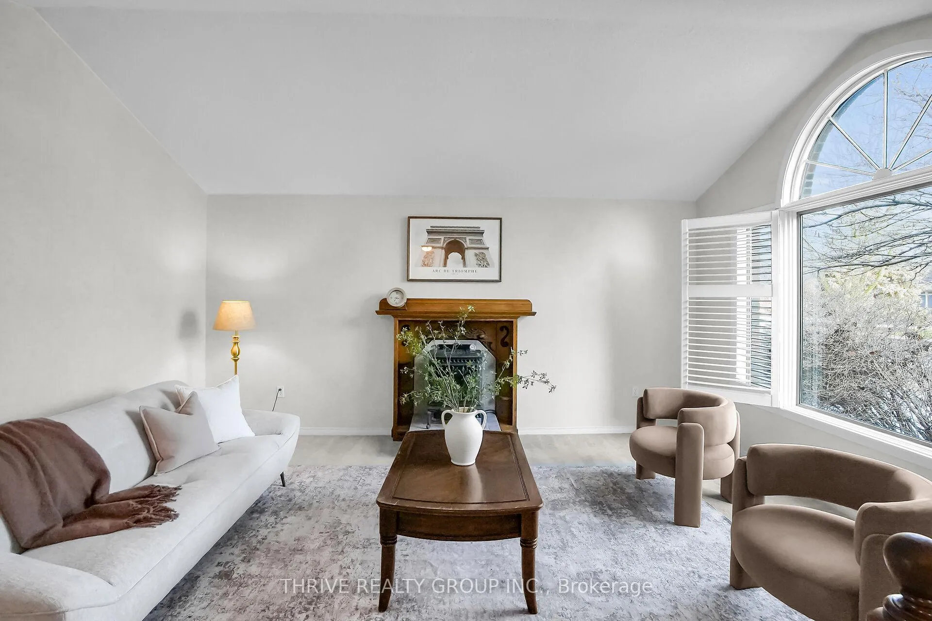 Photo 7 of 24 Parkview Crescent, Strathroy-Caradoc, SE — HOMEH