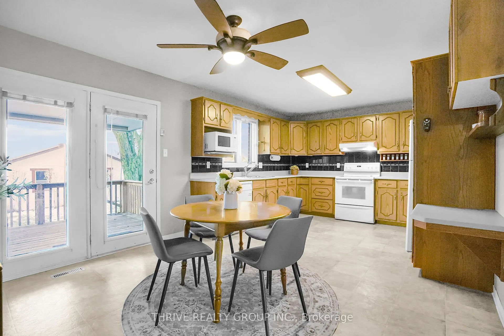 Photo 15 of 24 Parkview Crescent, Strathroy-Caradoc, SE — HOMEH