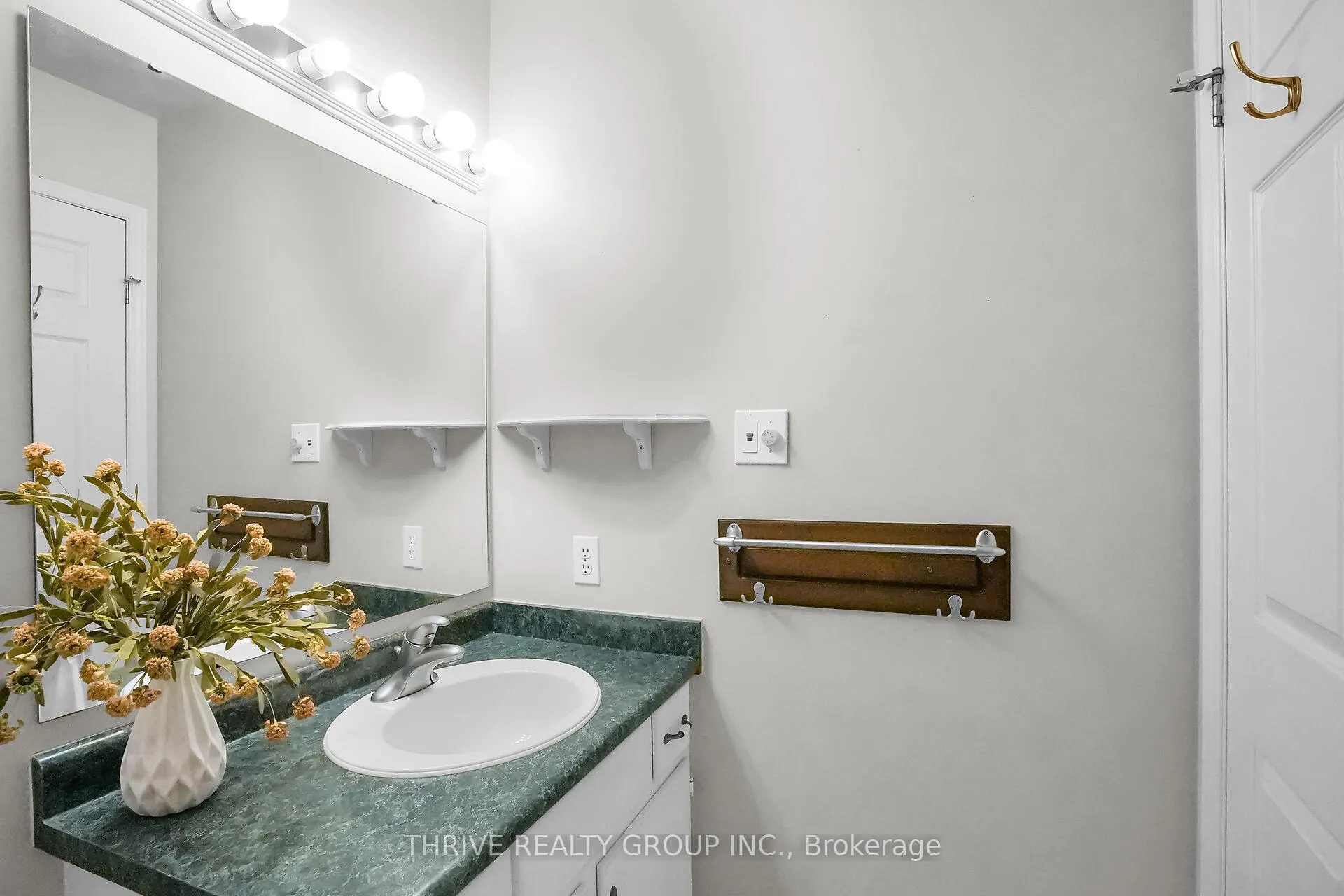 Photo 21 of 24 Parkview Crescent, Strathroy-Caradoc, SE — HOMEH