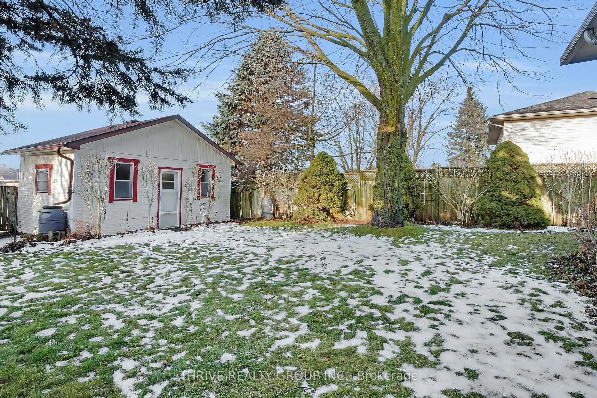 Photo 36 of 24 Parkview Crescent, Strathroy-Caradoc, SE — HOMEH