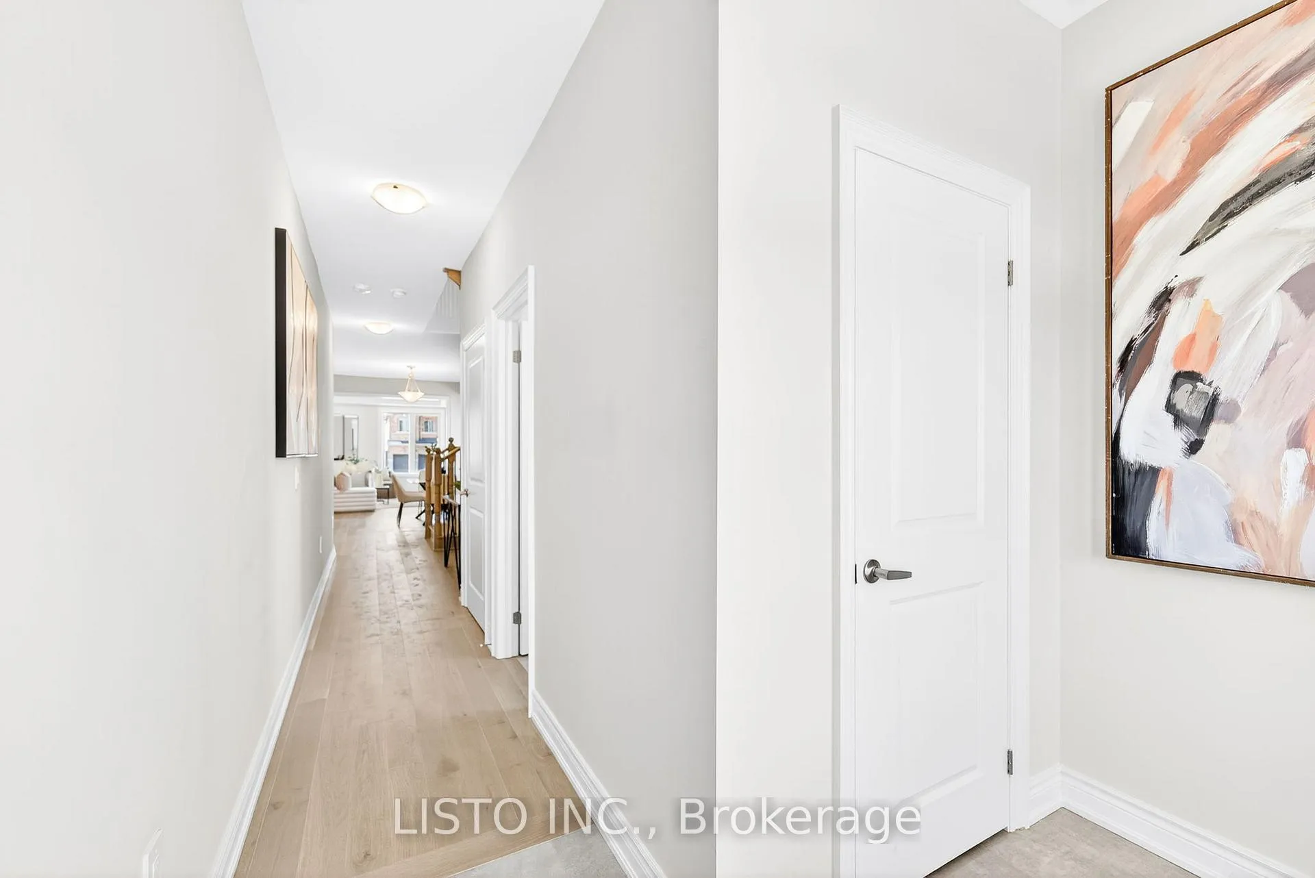 Photo 3 of 2900 Grindstone Crescent, Pickering, Rural Pickering — HOMEH