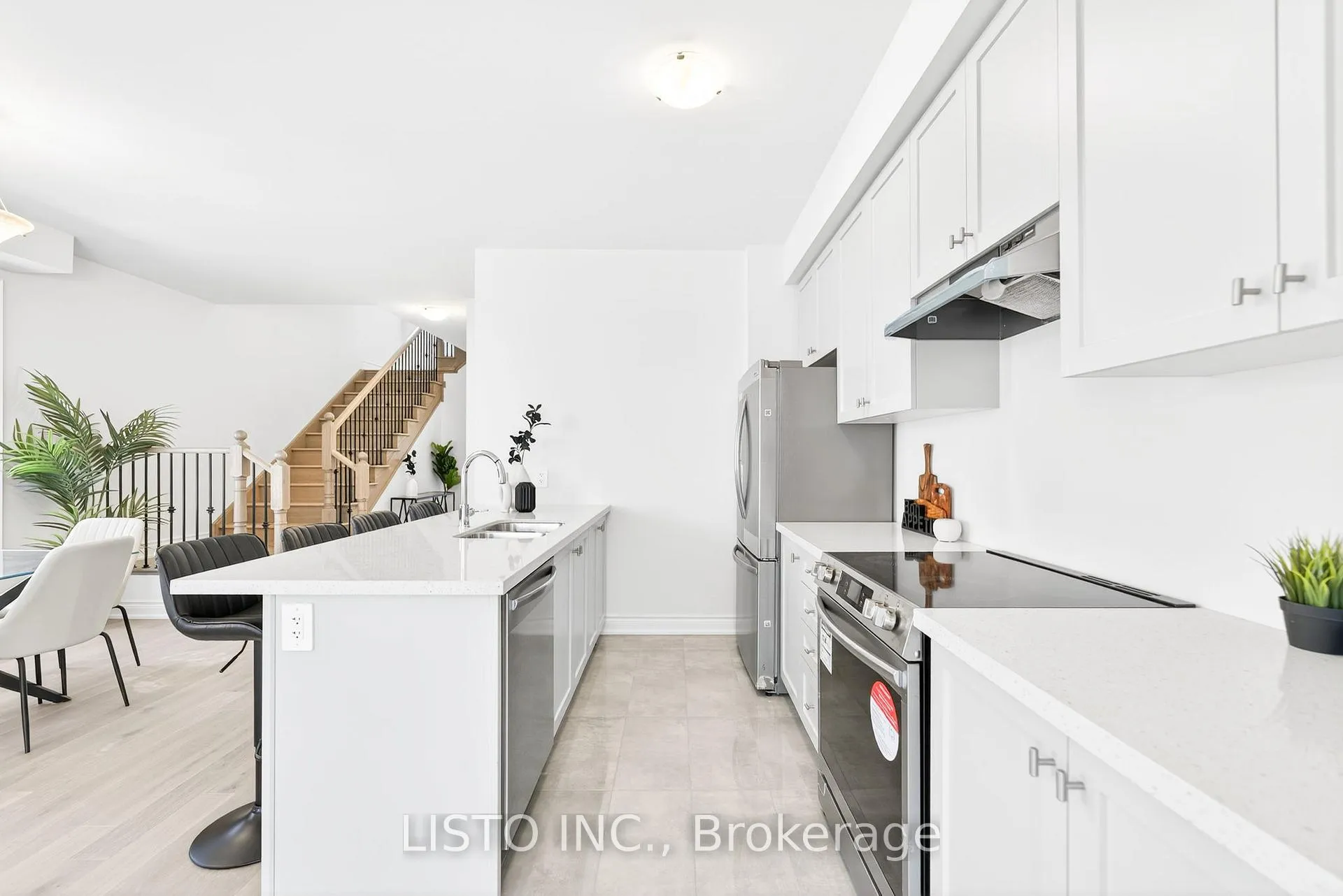 Photo 11 of 2900 Grindstone Crescent, Pickering, Rural Pickering — HOMEH