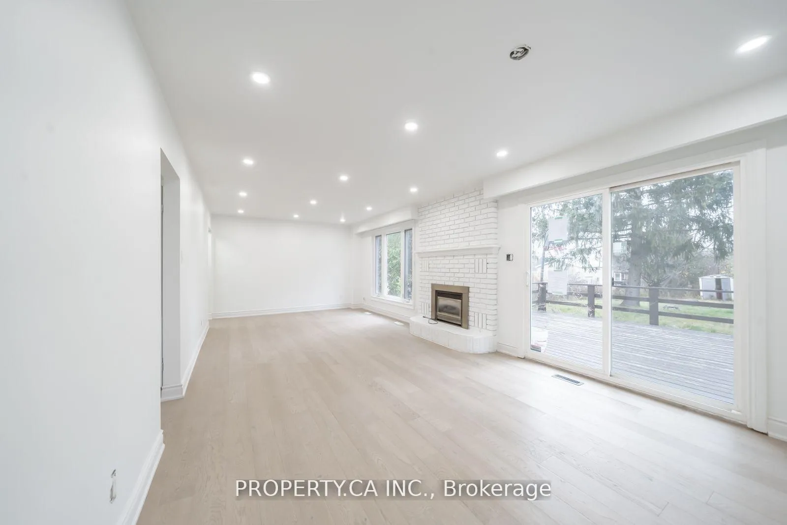 Photo 2 of 118 Crawforth Street, Whitby, Blue Grass Meadows — HOMEH