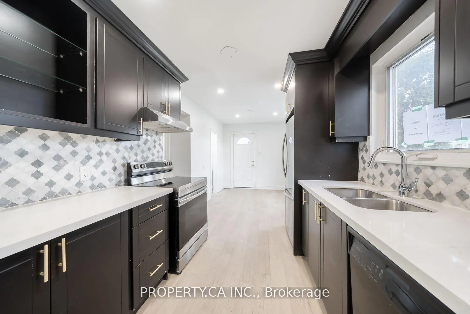 Photo 5 of 118 Crawforth Street, Whitby, Blue Grass Meadows — HOMEH