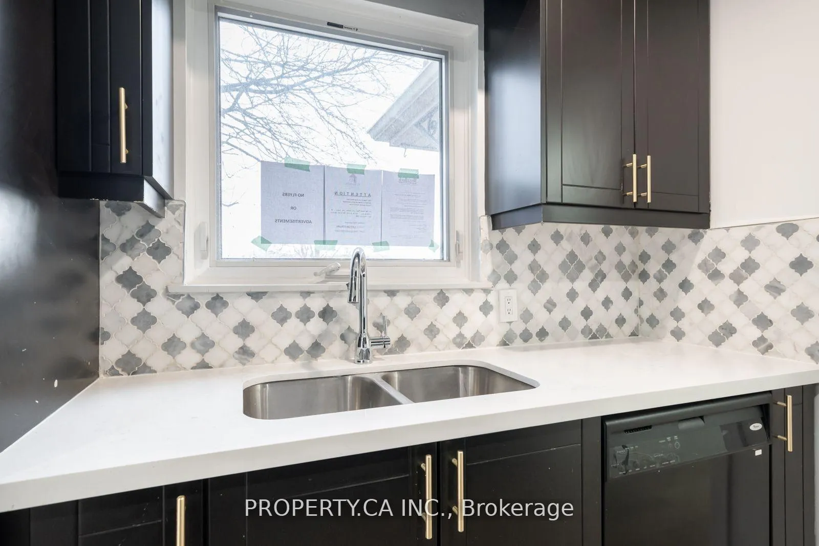 Photo 8 of 118 Crawforth Street, Whitby, Blue Grass Meadows — HOMEH