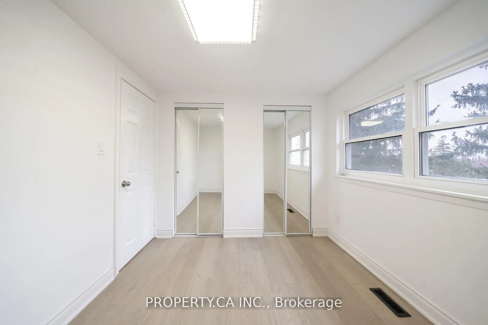 Photo 17 of 118 Crawforth Street, Whitby, Blue Grass Meadows — HOMEH