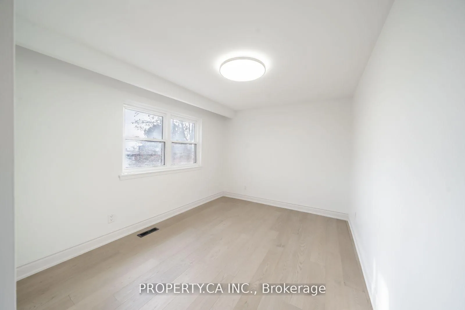 Photo 20 of 118 Crawforth Street, Whitby, Blue Grass Meadows — HOMEH