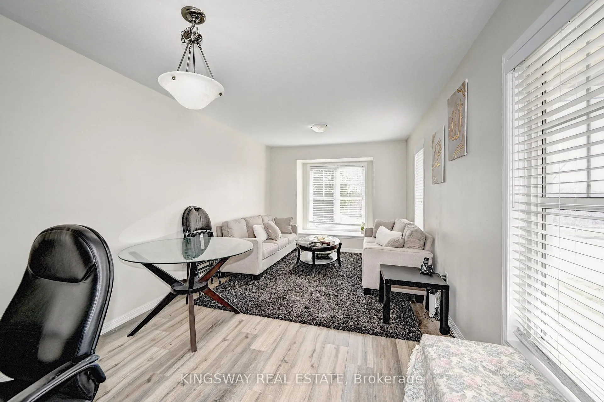Photo 7 of 4 Dalton Drive, Cambridge — HOMEH