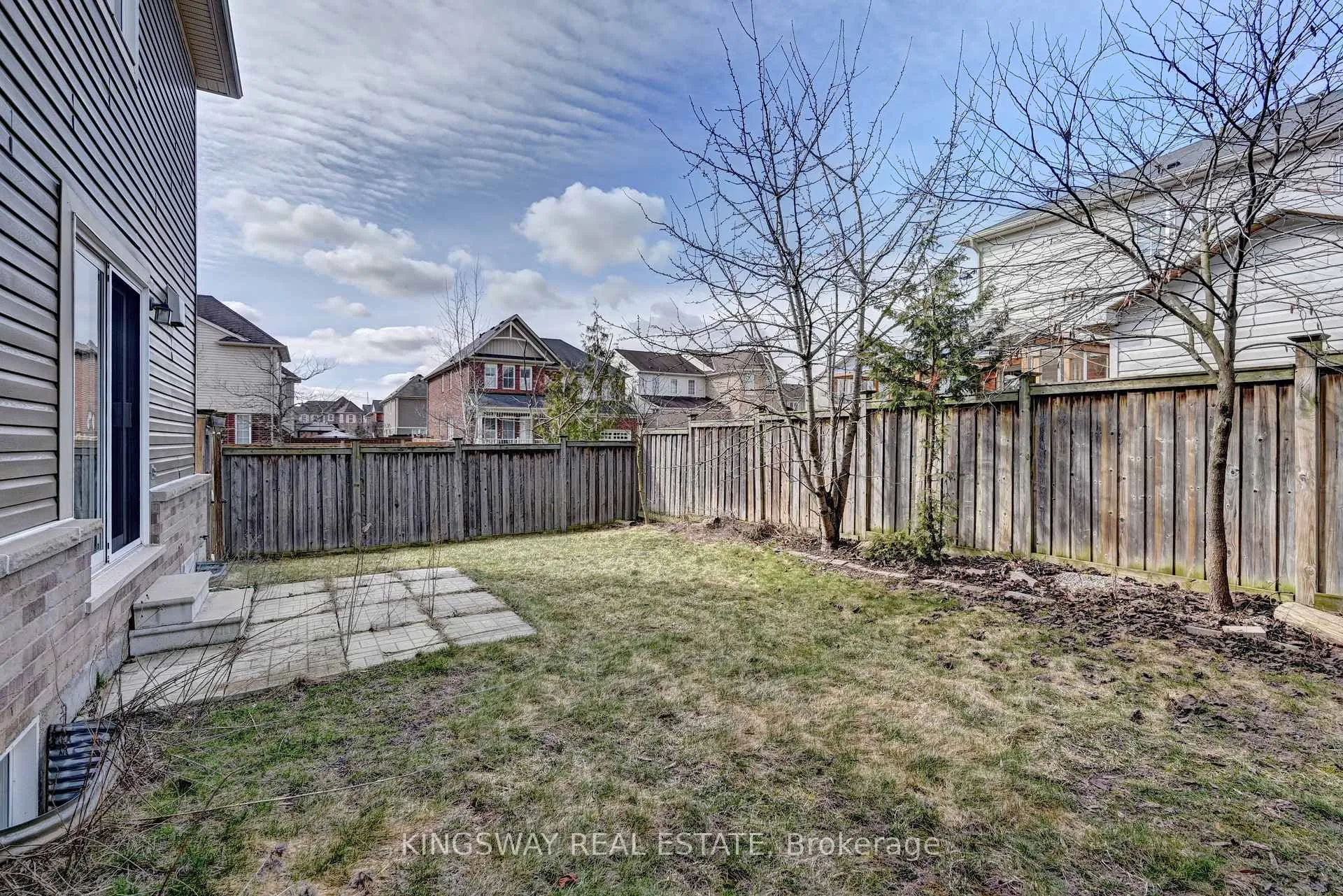 Photo 31 of 4 Dalton Drive, Cambridge — HOMEH