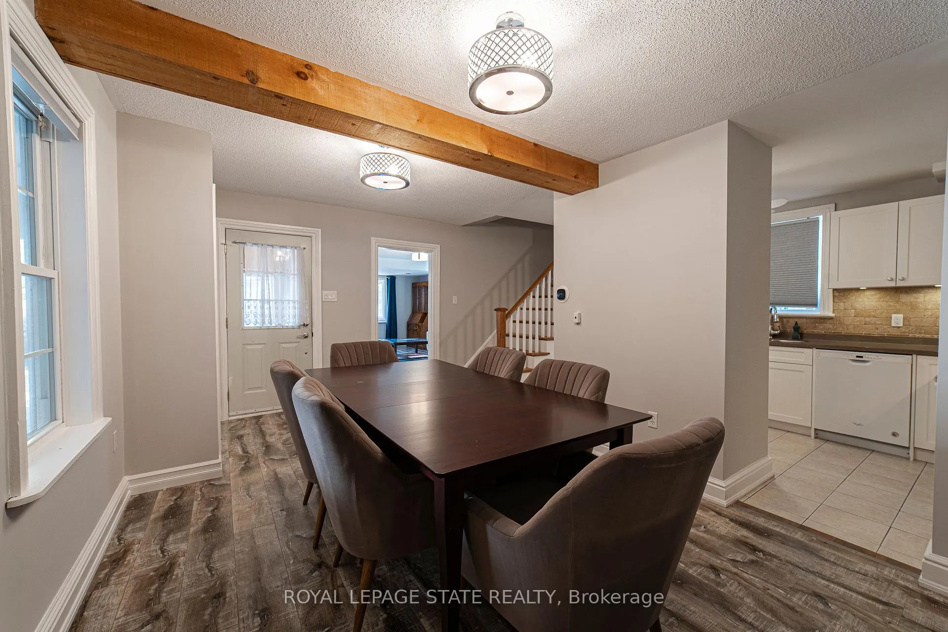 Photo 8 of 12 Maple Avenue, Hamilton, Stoney Creek — HOMEH