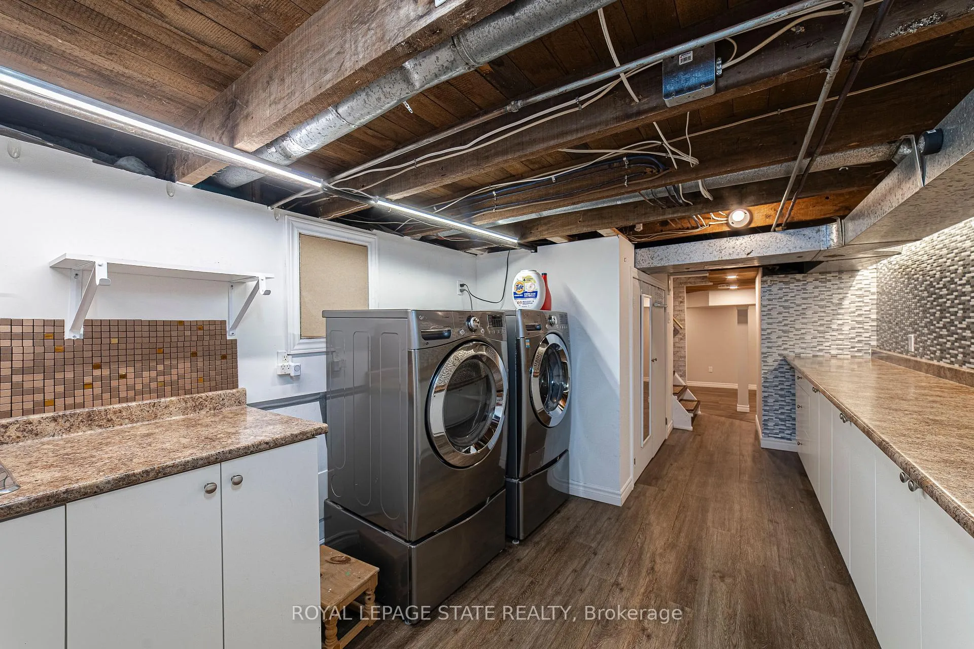 Photo 33 of 12 Maple Avenue, Hamilton, Stoney Creek — HOMEH