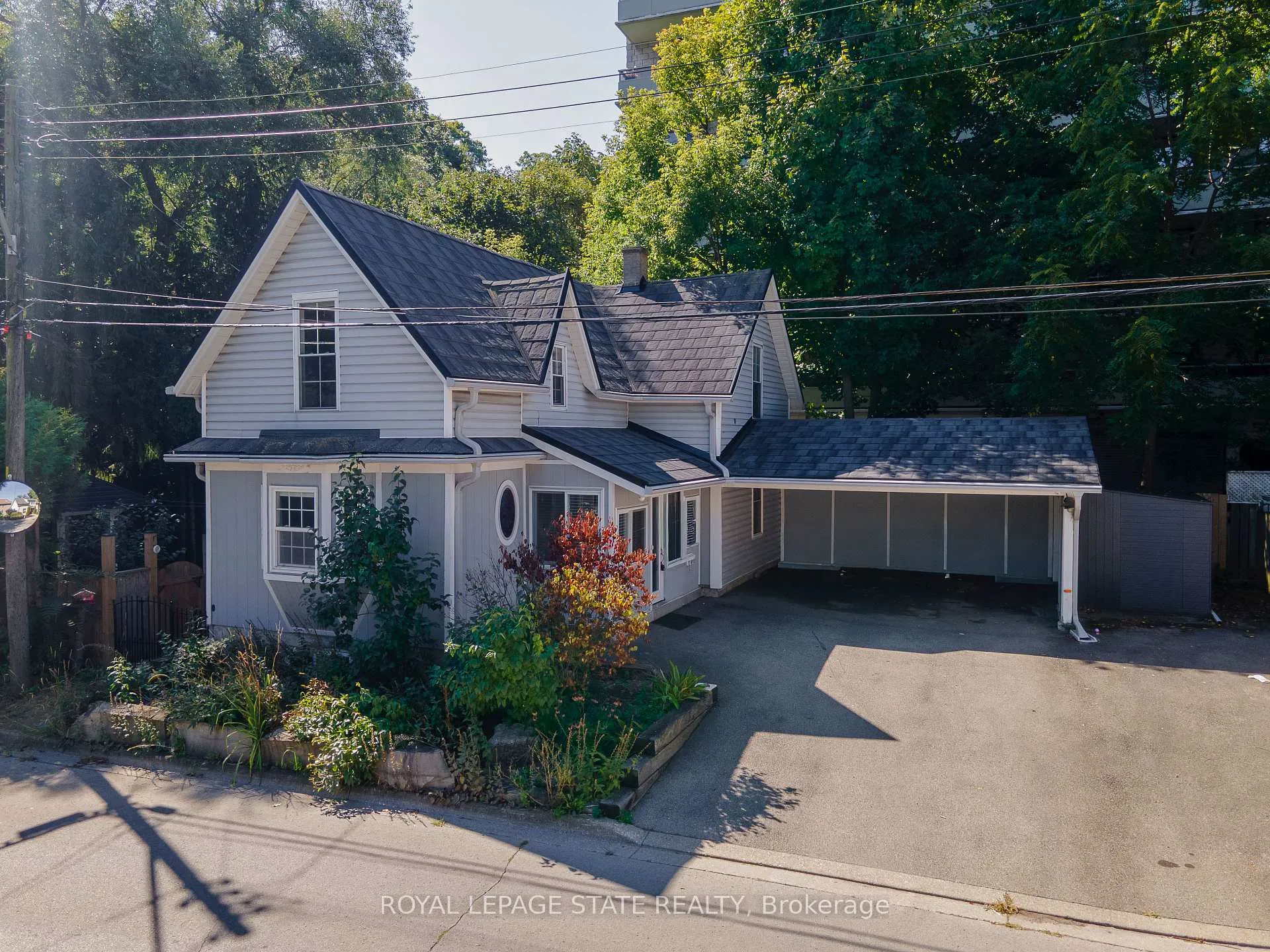 Photo 43 of 12 Maple Avenue, Hamilton, Stoney Creek — HOMEH