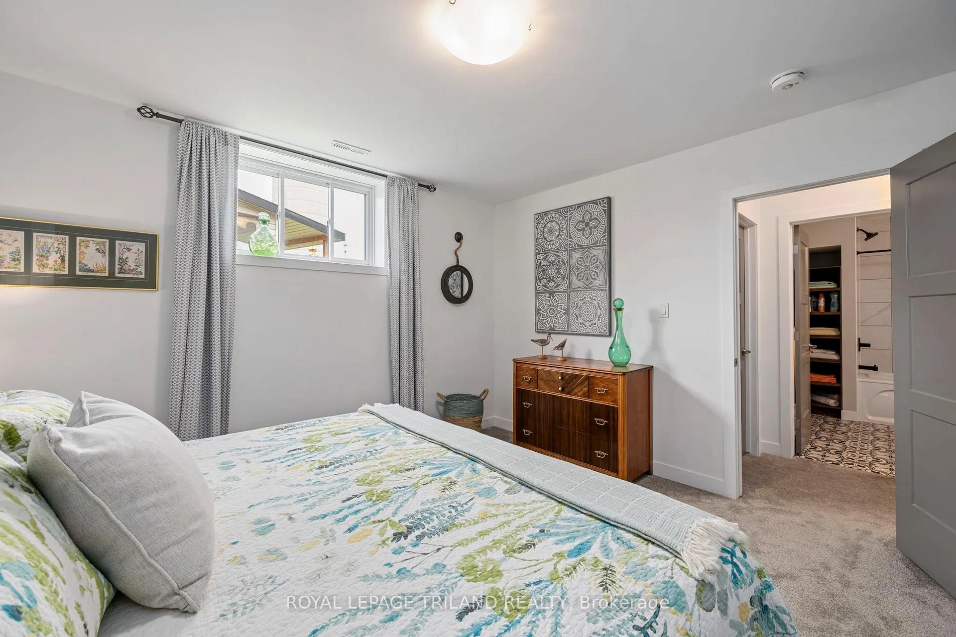 Photo 29 of 208 Emery Street, Central Elgin, Rural Central Elgin — HOMEH