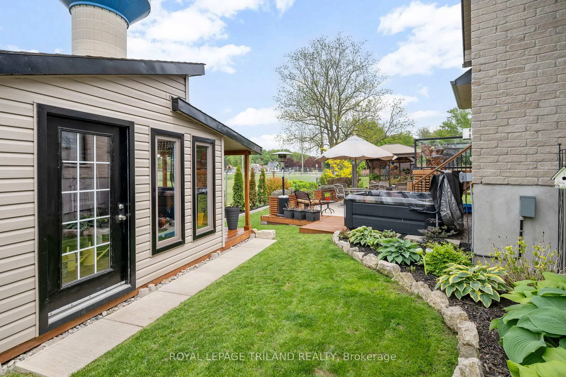 Photo 30 of 208 Emery Street, Central Elgin, Rural Central Elgin — HOMEH