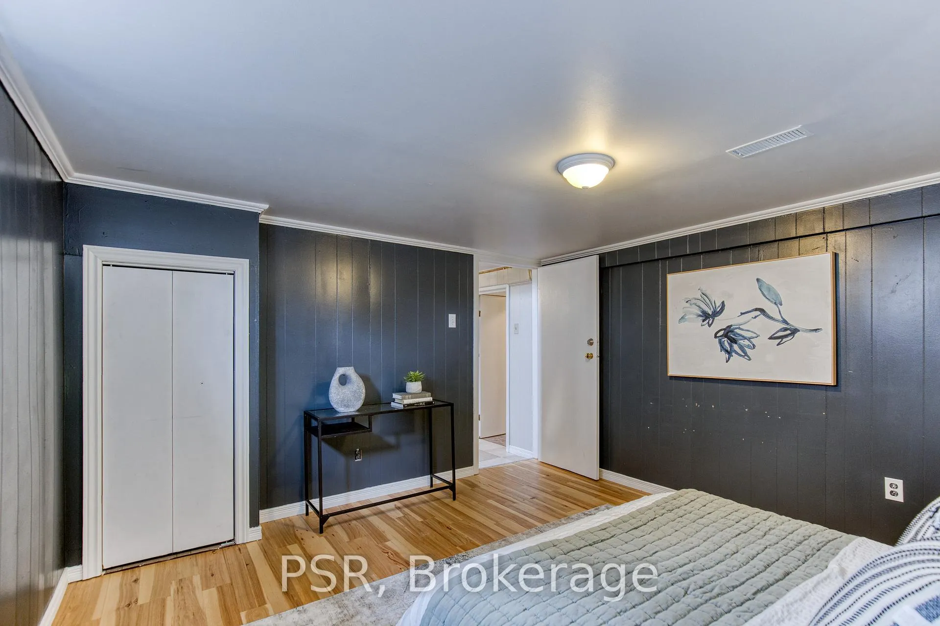 Photo 31 of 94 North Drive, Kitchener — HOMEH