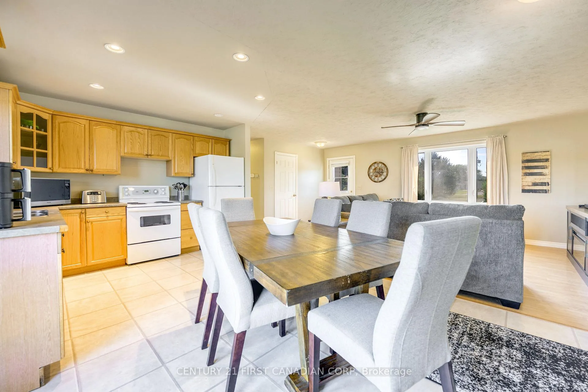 Photo 18 of 726 Gould Road, Dawn-Euphemia — HOMEH