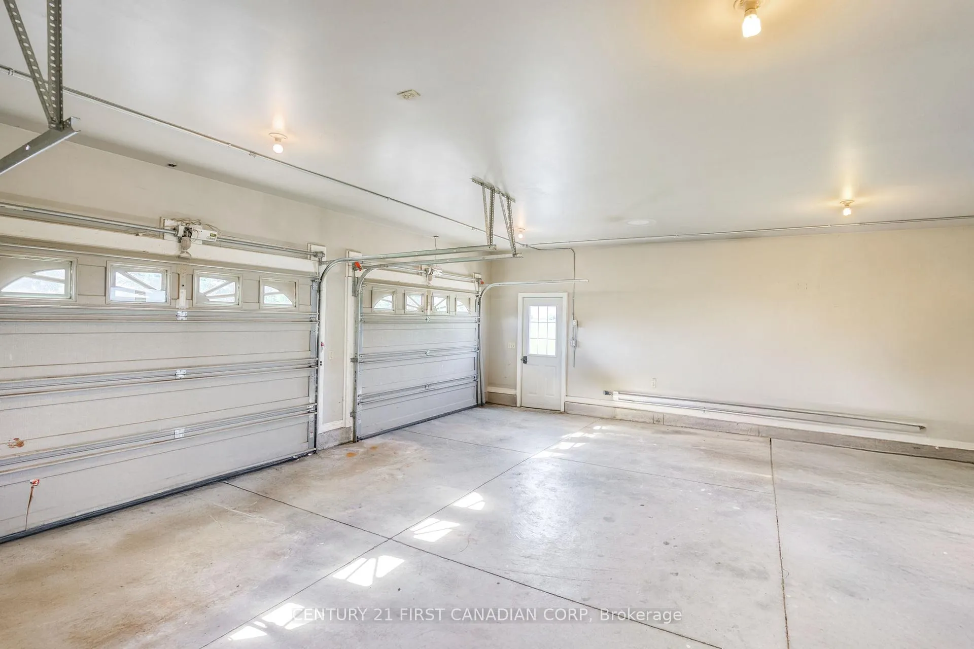 Photo 21 of 726 Gould Road, Dawn-Euphemia — HOMEH
