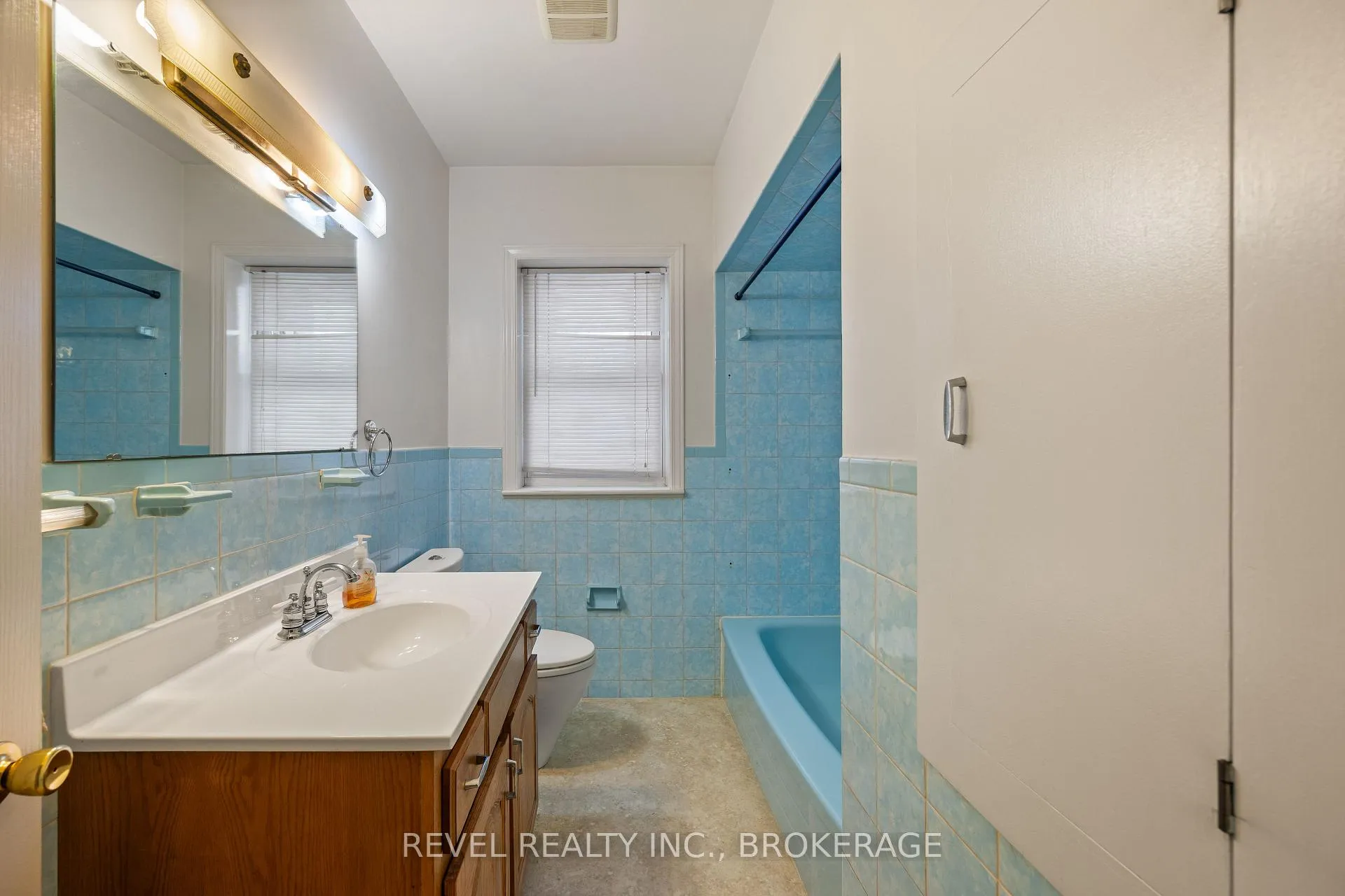 Photo 17 of 235 Park Street, Kingston, Central City East — HOMEH