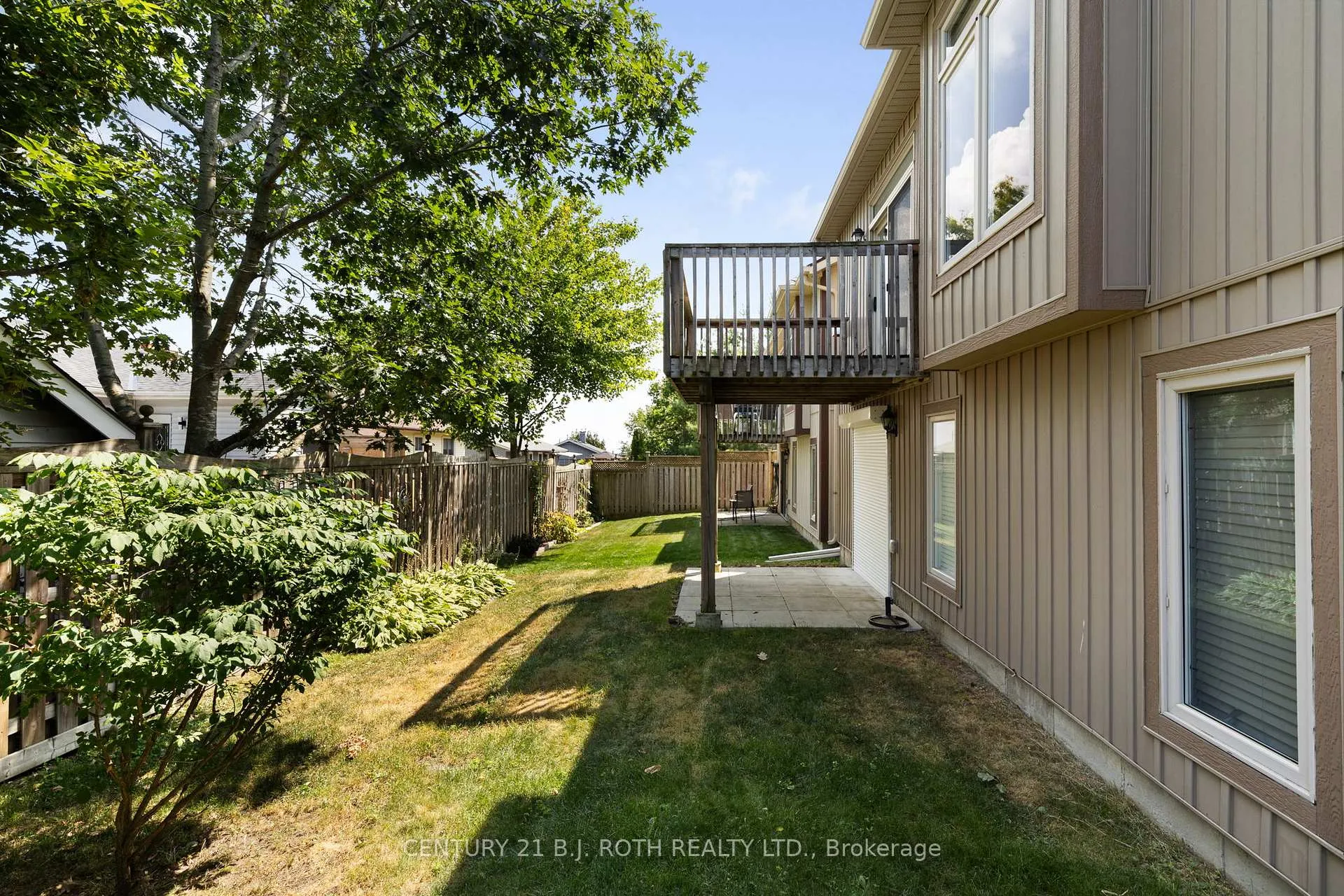 Photo 31 of 8 Canterbury Circle, Orillia — HOMEH
