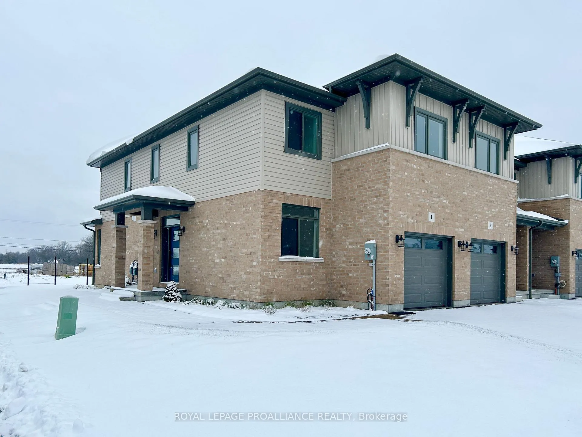 Photo 1 of 1 Otonabee Street, Belleville, Thurlow Ward — HOMEH
