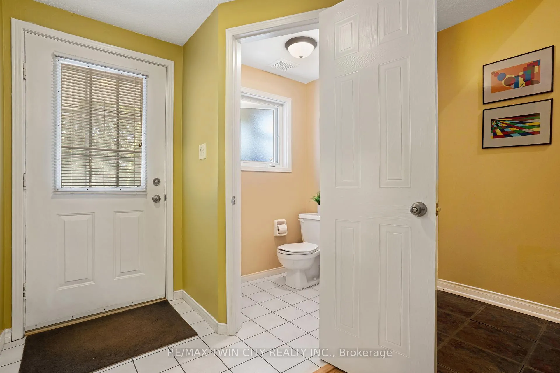 Photo 6 of 471 Exmoor Street, Waterloo — HOMEH