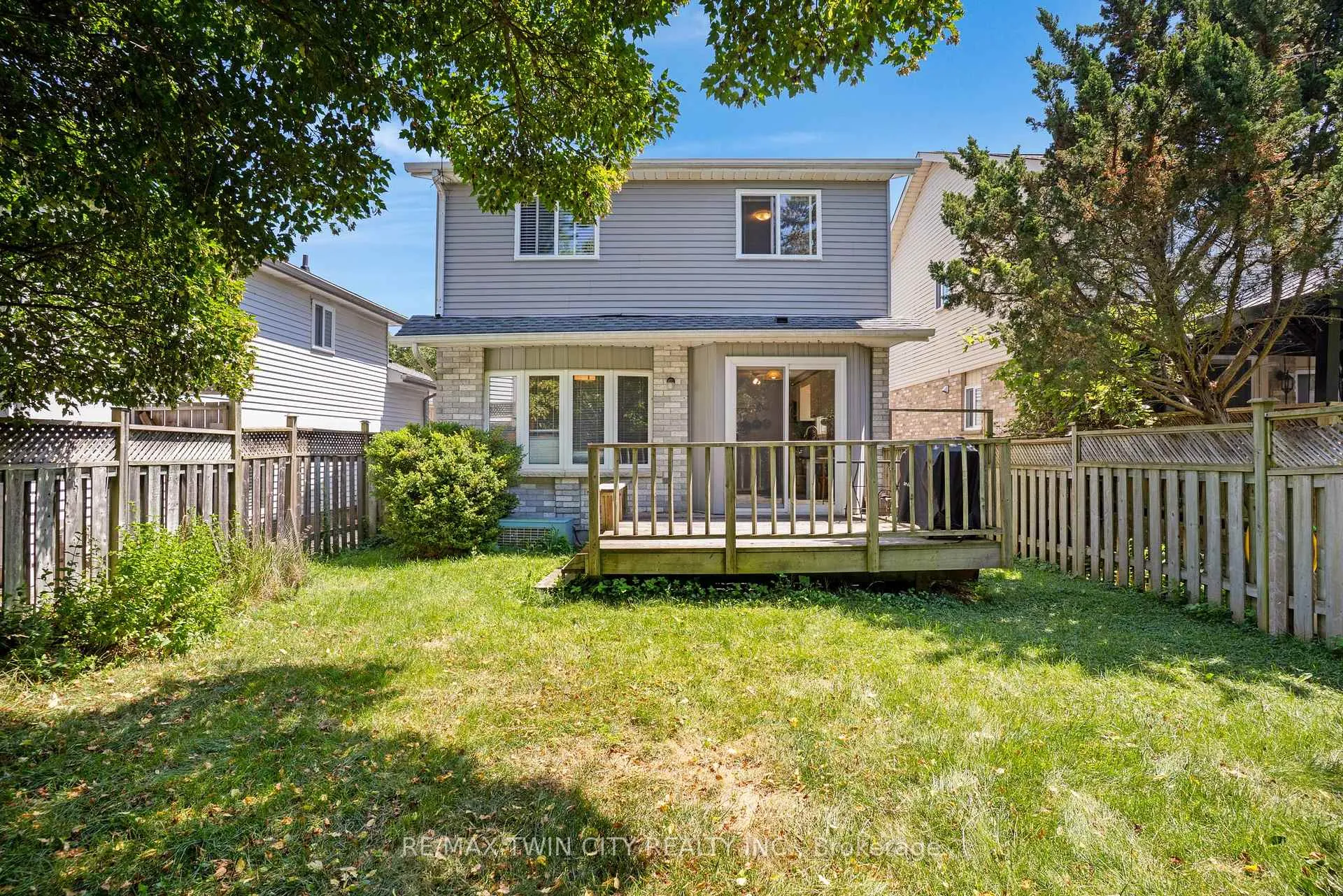 Photo 40 of 471 Exmoor Street, Waterloo — HOMEH