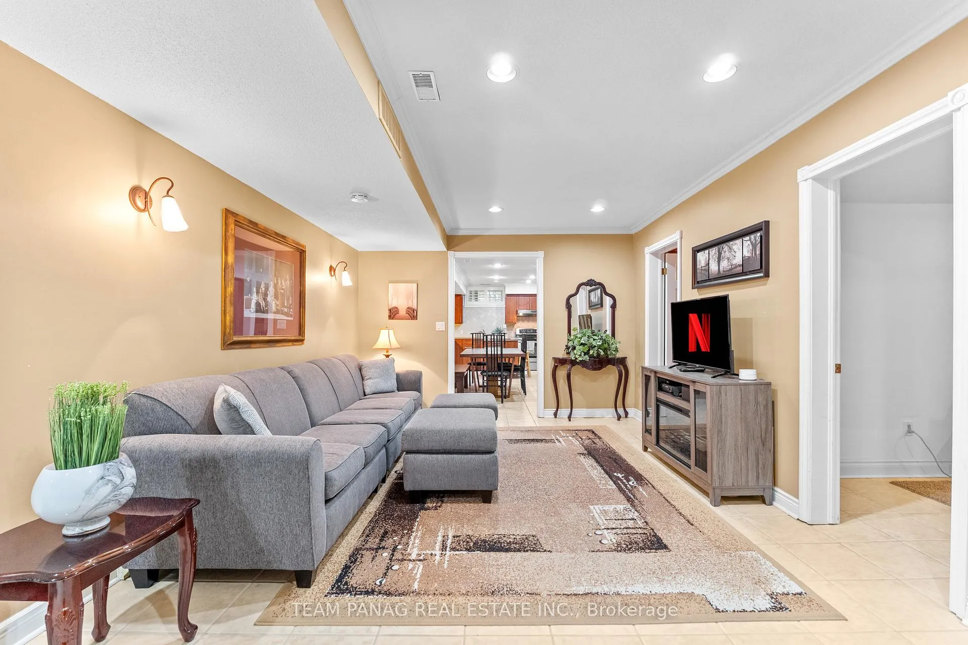 Photo 31 of 6 Leone Lane, Brampton, Toronto Gore Rural Estate — HOMEH