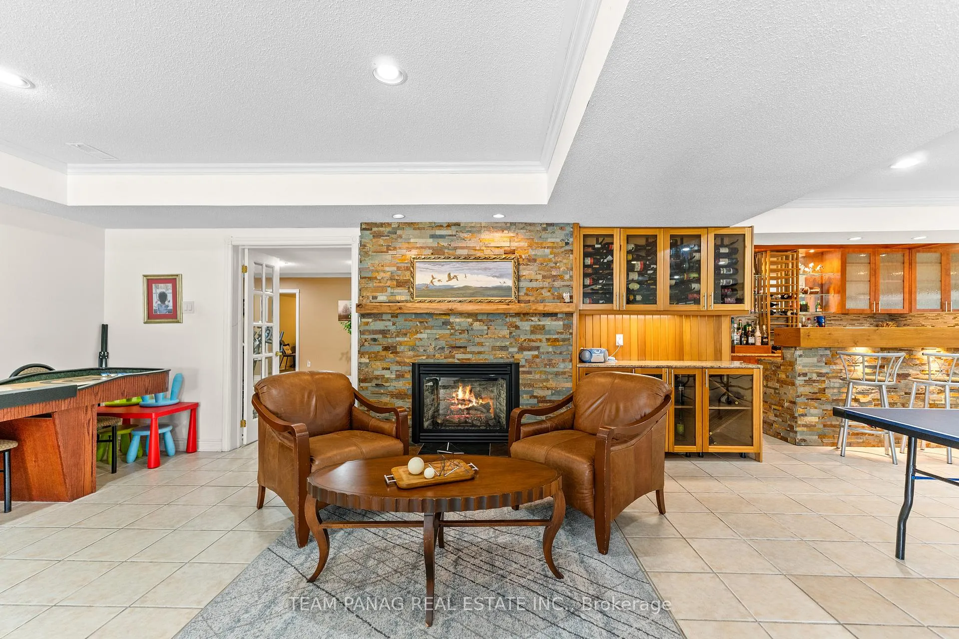 Photo 39 of 6 Leone Lane, Brampton, Toronto Gore Rural Estate — HOMEH