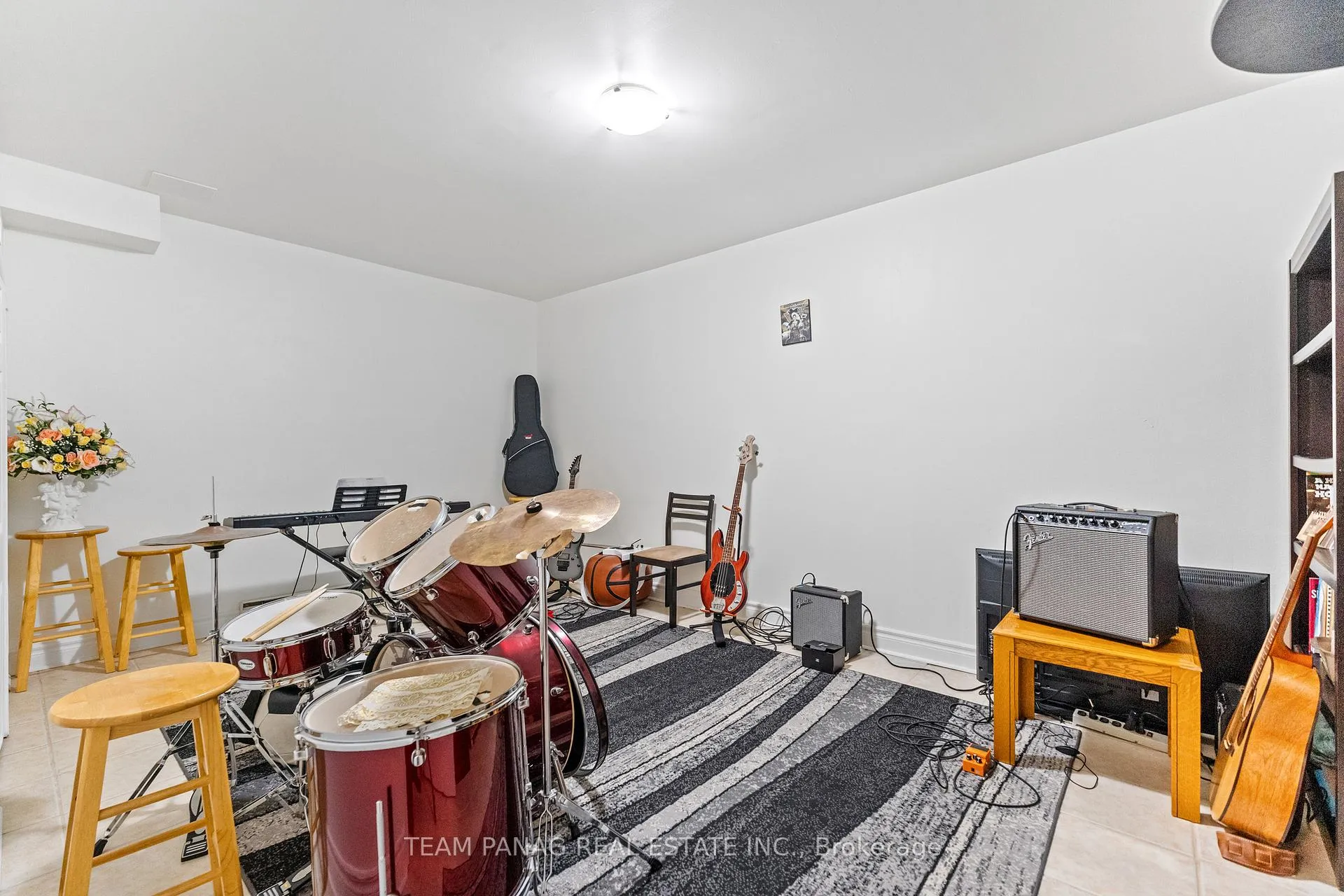 Photo 42 of 6 Leone Lane, Brampton, Toronto Gore Rural Estate — HOMEH