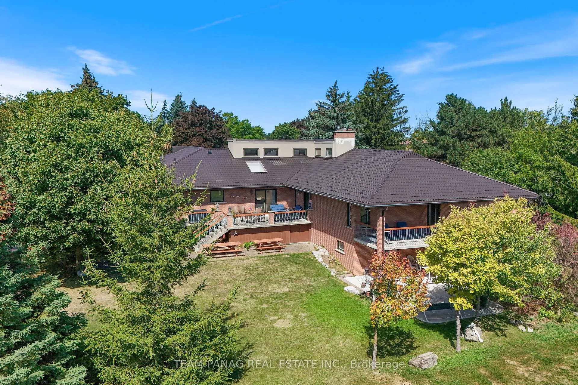 Photo 48 of 6 Leone Lane, Brampton, Toronto Gore Rural Estate — HOMEH