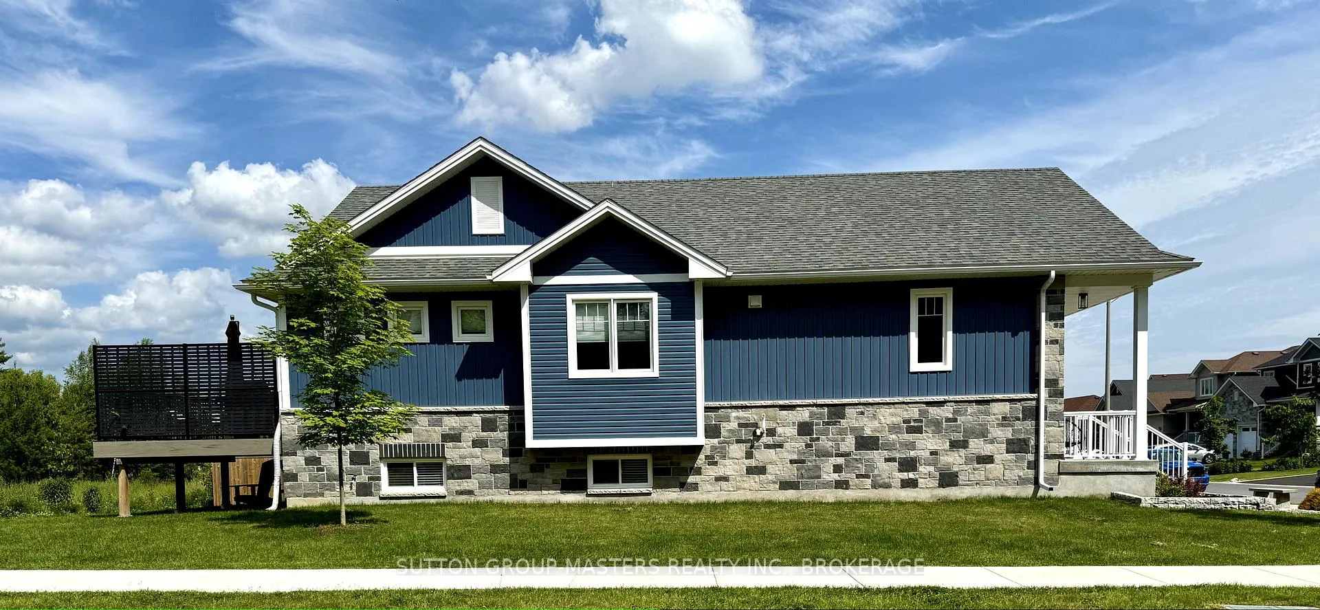 Photo 4 of 200 Mill Pond Place, Kingston, West of Sir John A. Blvd — HOMEH