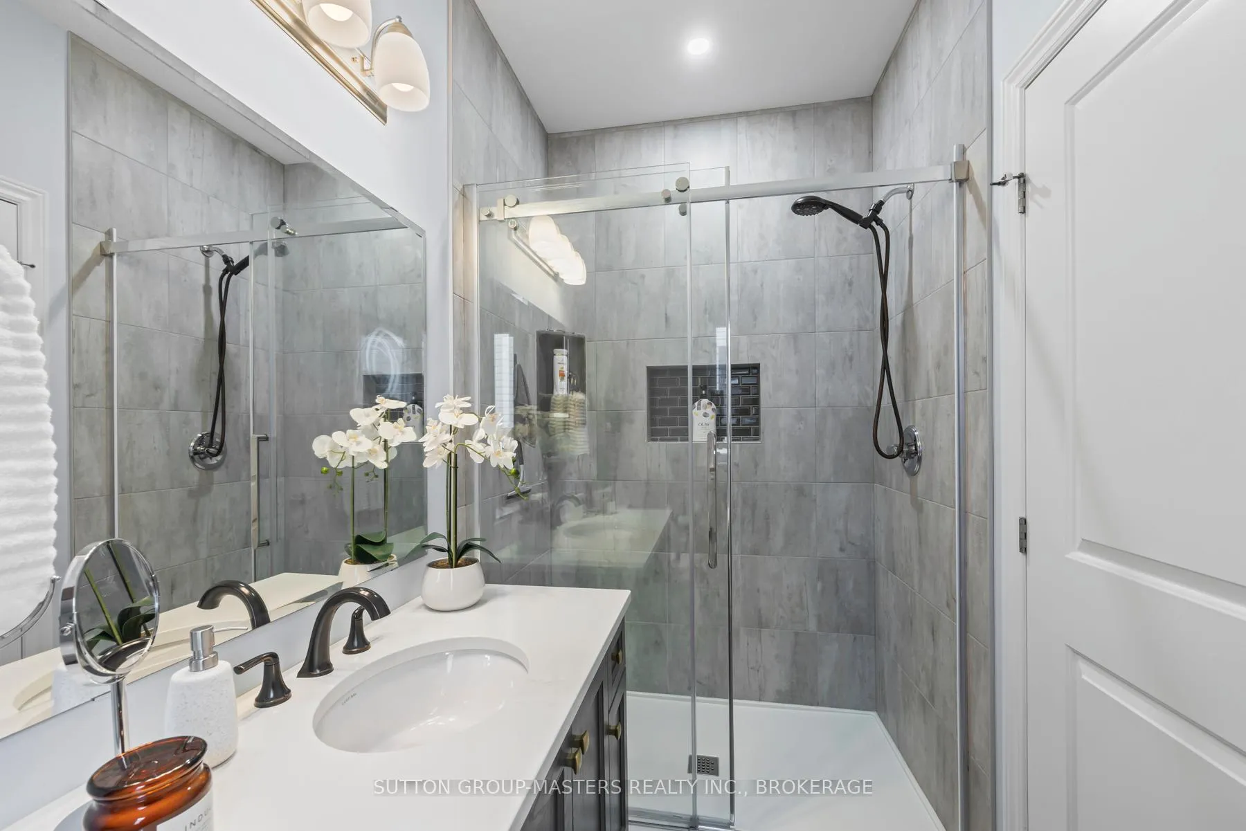 Photo 19 of 200 Mill Pond Place, Kingston, West of Sir John A. Blvd — HOMEH
