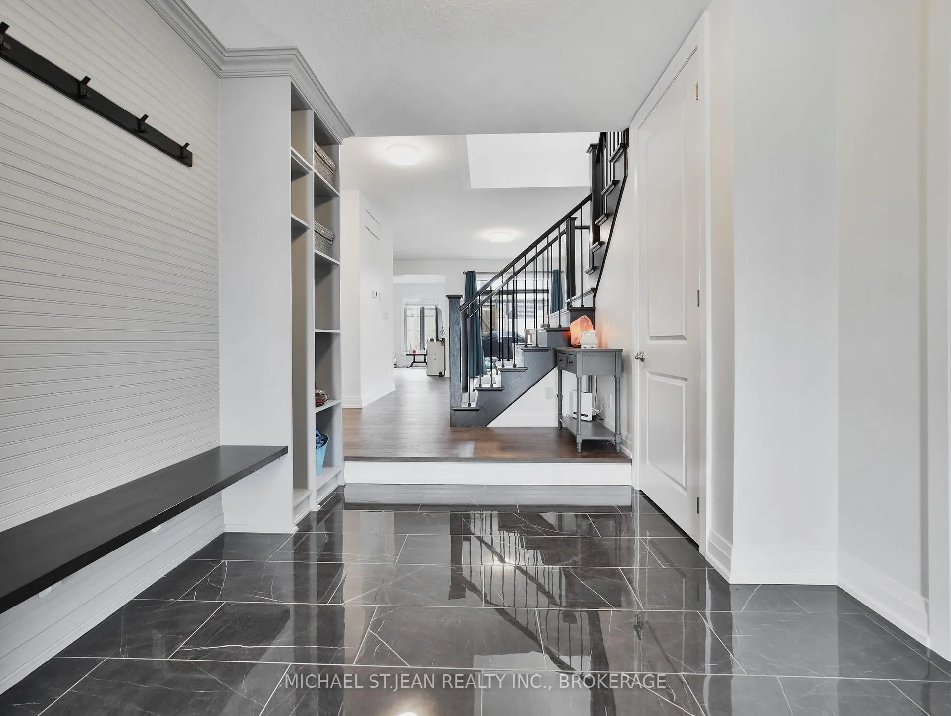Photo 6 of 75 Monarch Woods Drive, Kitchener — HOMEH