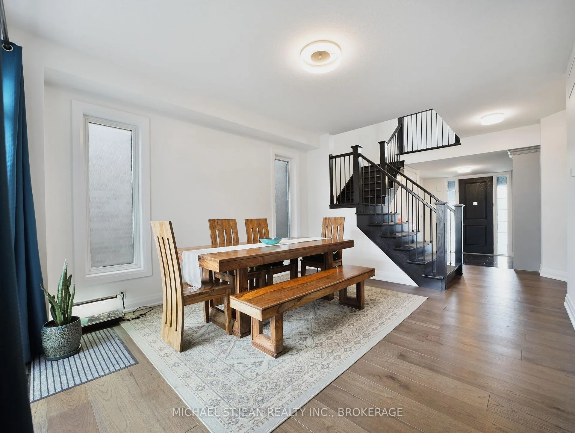 Photo 12 of 75 Monarch Woods Drive, Kitchener — HOMEH