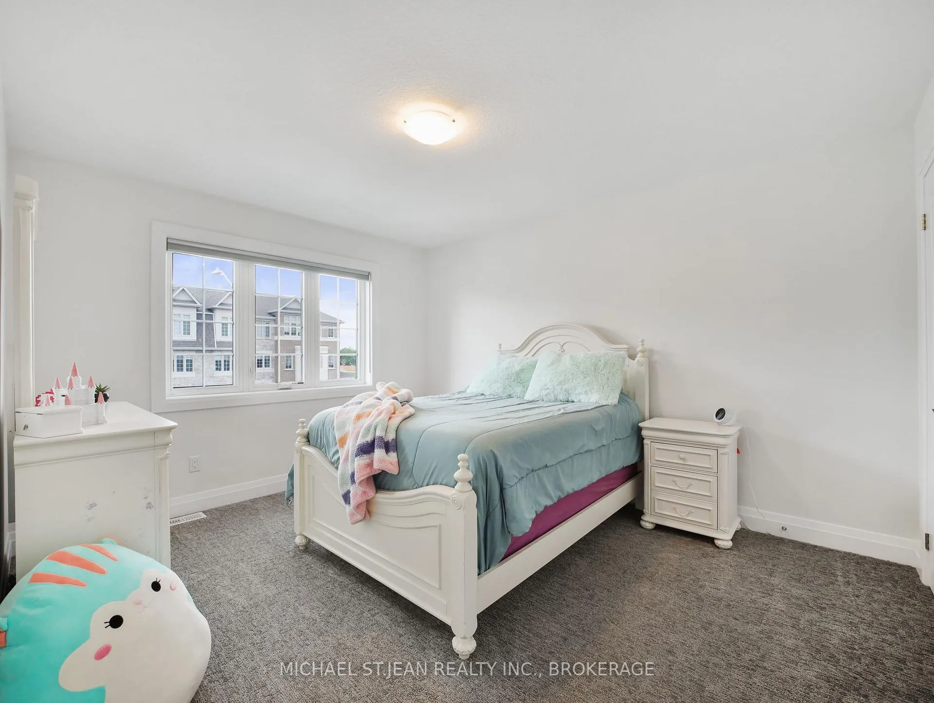 Photo 19 of 75 Monarch Woods Drive, Kitchener — HOMEH