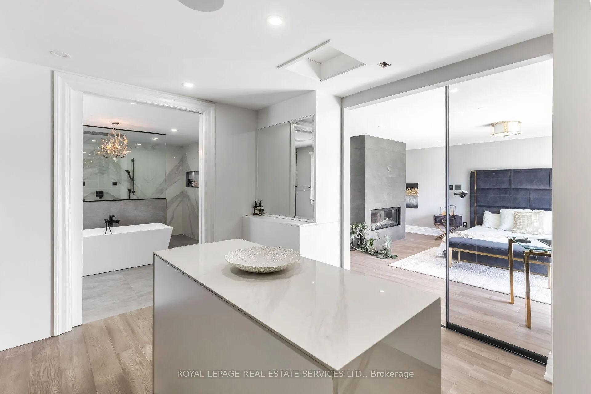 Photo 18 of 12 Julian Drive, Brampton, Bram East — HOMEH