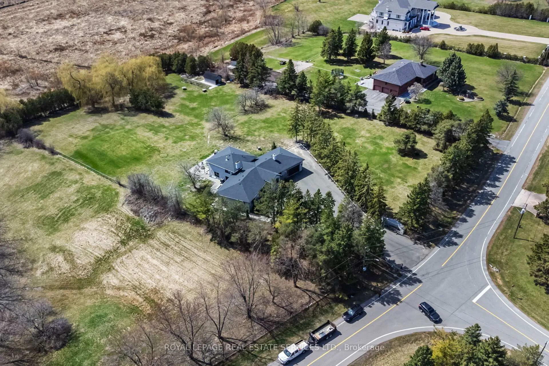 Photo 48 of 12 Julian Drive, Brampton, Bram East — HOMEH