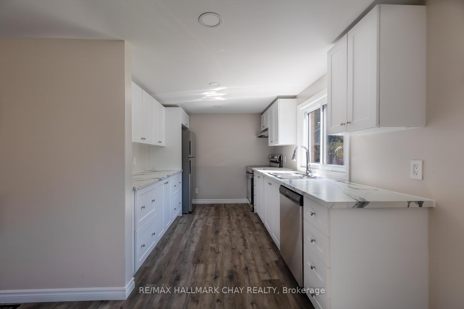 Photo 6 of 228D Cindy Lane, Essa, Angus — HOMEH