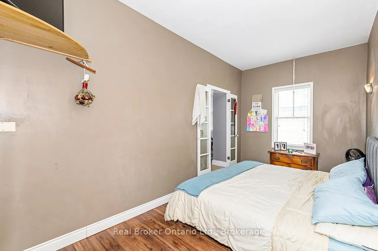 Photo 11 of 22 Maple Ridge Road, Cambridge — HOMEH