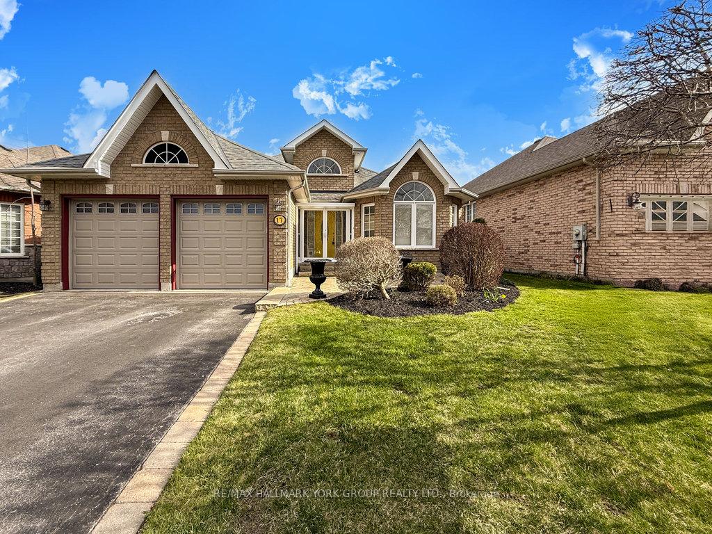 Photo 1 of 17 Ivygreen Road, Georgina, Keswick North — HOMEH