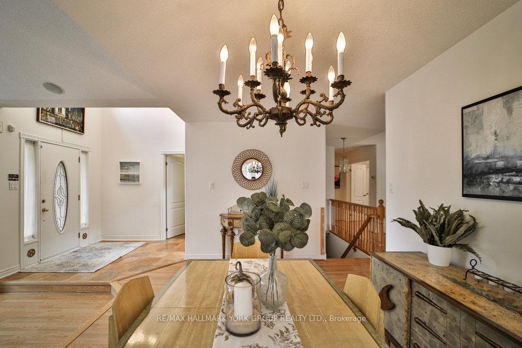 Photo 12 of 17 Ivygreen Road, Georgina, Keswick North — HOMEH