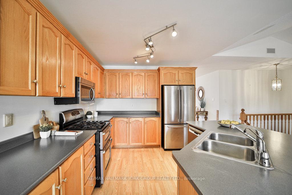 Photo 26 of 17 Ivygreen Road, Georgina, Keswick North — HOMEH