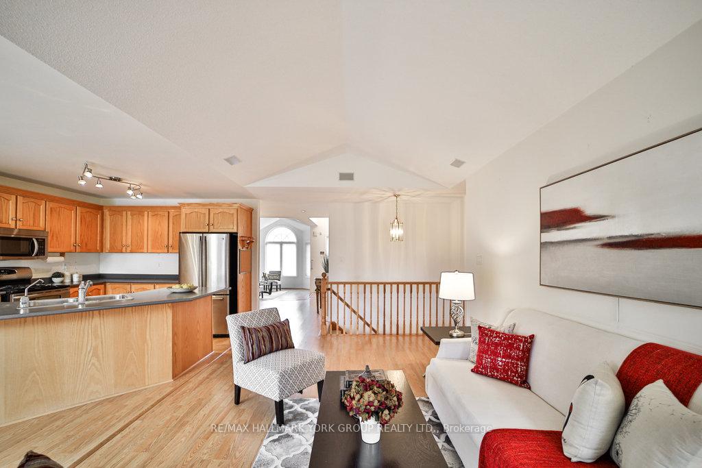 Photo 28 of 17 Ivygreen Road, Georgina, Keswick North — HOMEH