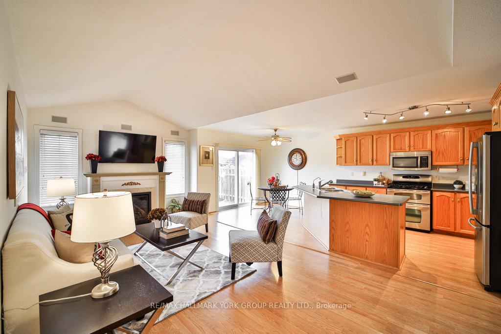 Photo 31 of 17 Ivygreen Road, Georgina, Keswick North — HOMEH