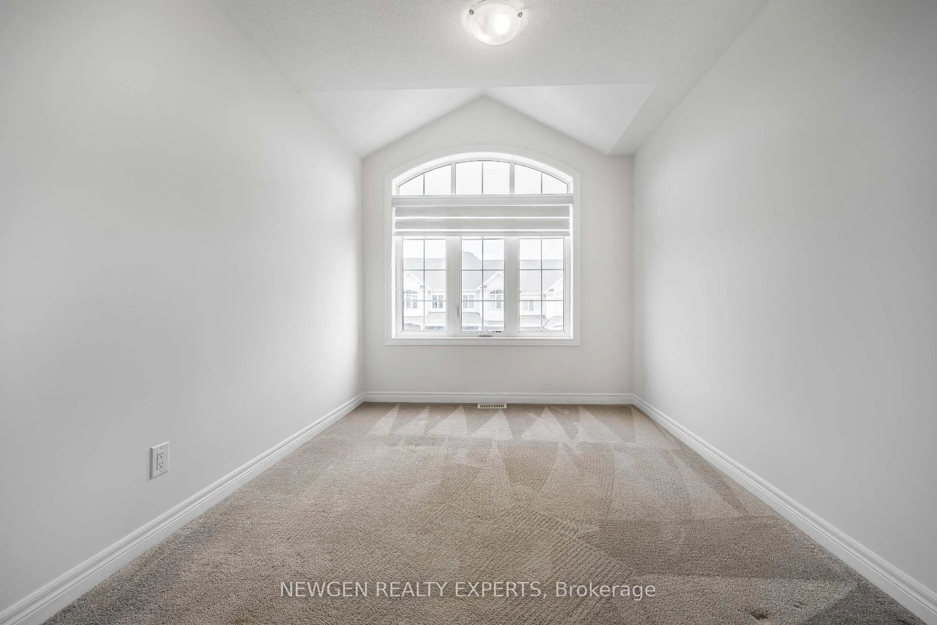 Photo 19 of 9 Stonehill Avenue, Kitchener, Huron Park — HOMEH