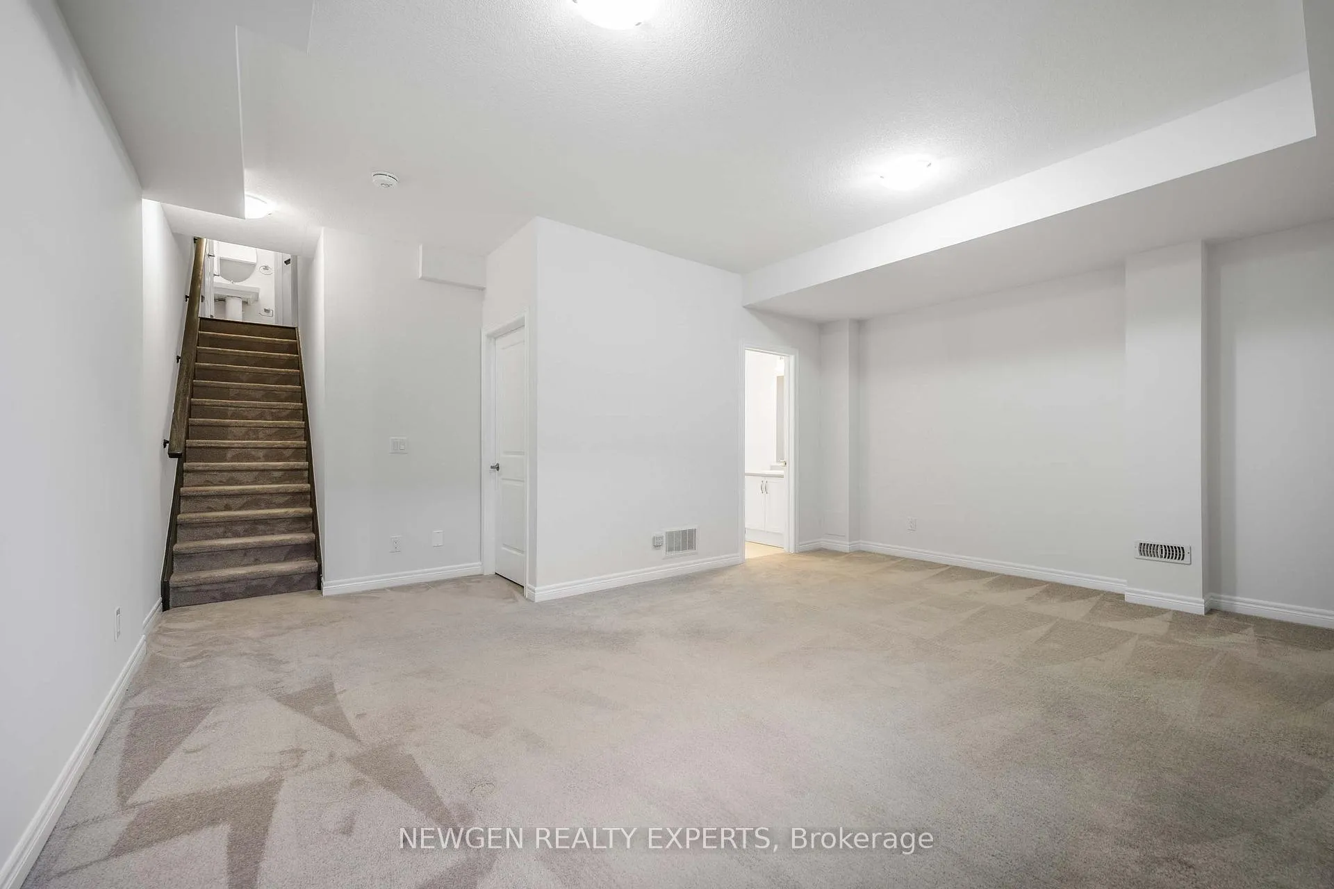 Photo 31 of 9 Stonehill Avenue, Kitchener, Huron Park — HOMEH