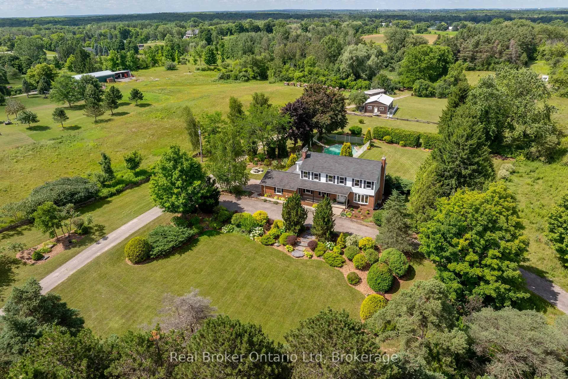 Front of 4502 Wellington Road 35