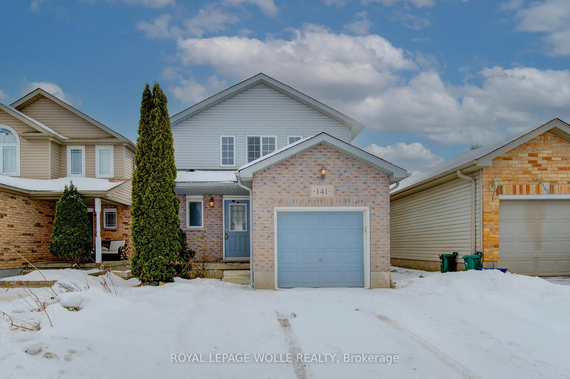 Photo 1 of 141 Mountain Laurel Crescent, Kitchener — HOMEH