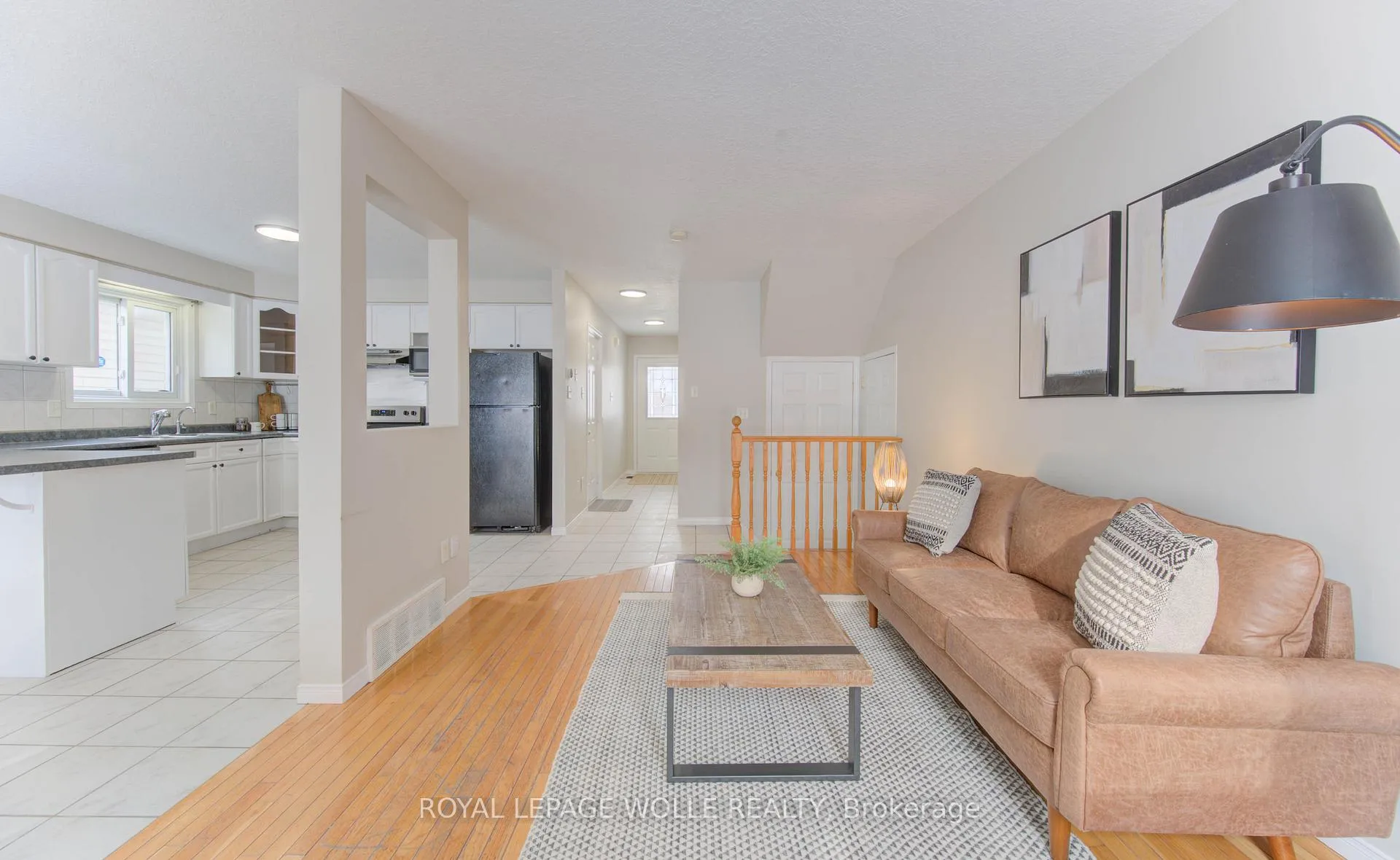 Photo 14 of 141 Mountain Laurel Crescent, Kitchener — HOMEH