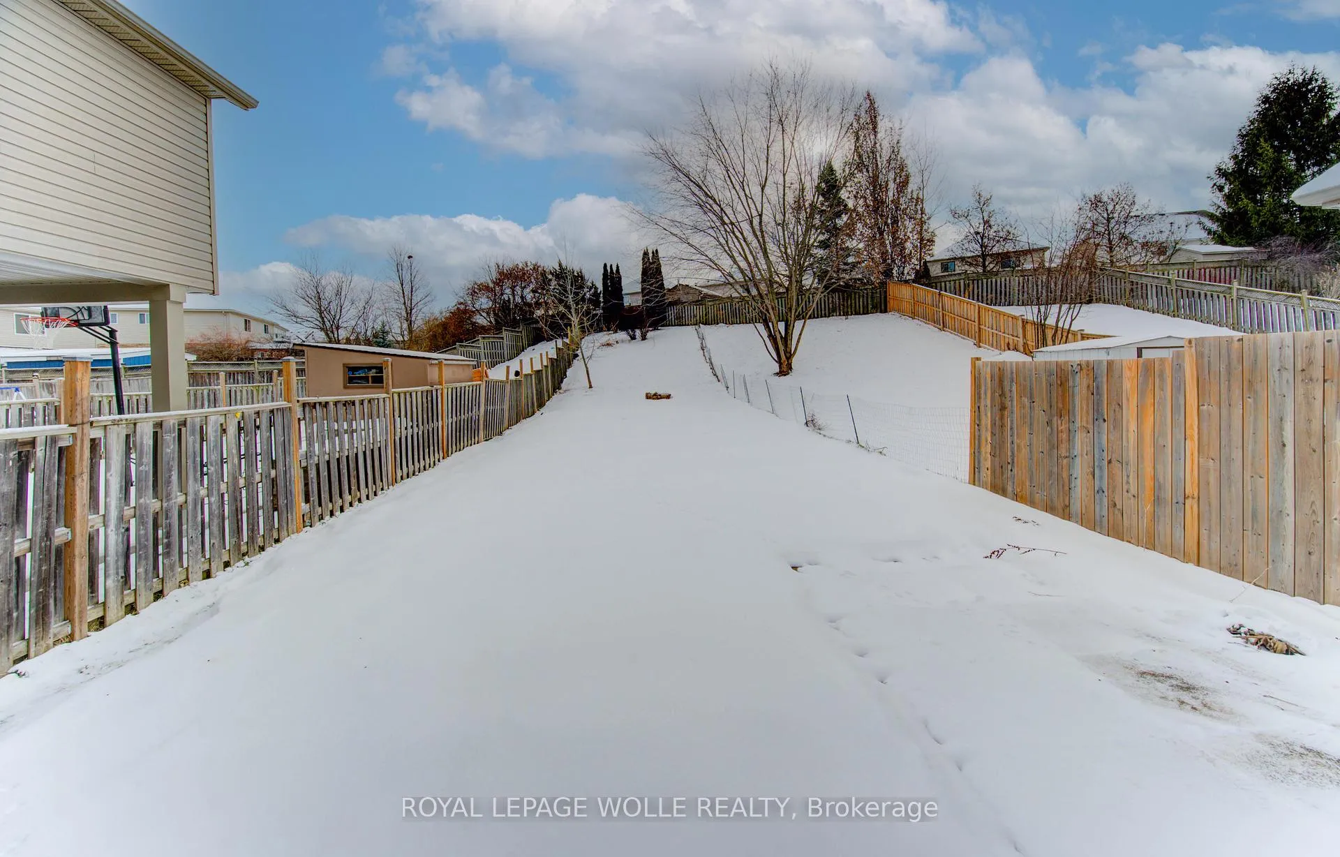 Photo 41 of 141 Mountain Laurel Crescent, Kitchener — HOMEH